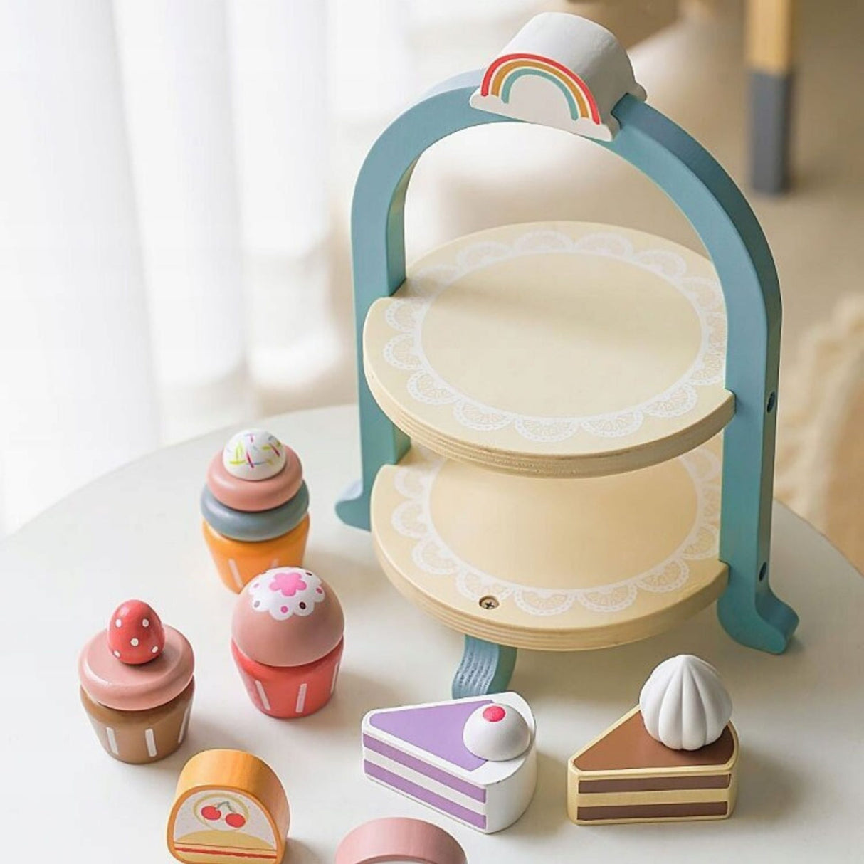 Prăjituri artizanale din lemn Flippy Royal Afternoon Tea, detaliu piese set de joaca Montessori